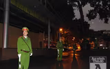 [ẢNH] Những khoảnh khắc nghẹn ngào tại lễ tang 3 liệt sĩ hy sinh tại Đồng Tâm