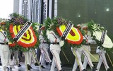 [ẢNH] Những khoảnh khắc nghẹn ngào tại lễ tang 3 liệt sĩ hy sinh tại Đồng Tâm