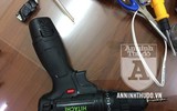 [ẢNH] Toàn cảnh vụ tống tiền người ''mây mưa'' ở nhà nghỉ với clip quay lén bằng camera mini