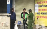 [ẢNH] Không đeo khẩu trang ở nơi công cộng, người bị phạt nêu lý do khó nghe