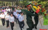 Lễ dâng hương, tưởng nhớ các Anh hùng- liệt sỹ diễn ra trang trọng trên toàn quốc