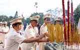 Lễ dâng hương, tưởng nhớ các Anh hùng- liệt sỹ diễn ra trang trọng trên toàn quốc