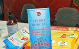 Tuổi trẻ Thủ đô phát 10.000 khẩu trang miễn phí giúp người dân phòng virus Corona