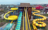 Giải cơn khát giữa hè với Typhoon Water Park Hạ Long