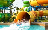 Giải cơn khát giữa hè với Typhoon Water Park Hạ Long