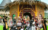 Halloween Sun World Ba Na Hills đẹp rực rỡ với hơn 10 tấn bí, ngô, táo trang trí