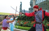 Halloween Sun World Ba Na Hills đẹp rực rỡ với hơn 10 tấn bí, ngô, táo trang trí
