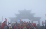 Hàng trăm đại biểu và Phật tử Vesak 2019 tham dự lễ cầu an trên đỉnh Fansipan