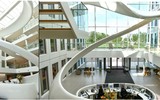 'Lạc lối' vào trung tâm R&D như vũ trụ thu nhỏ của Cô Gái Hà Lan