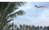 Phía sau kỳ tích hồ trải cát lớn nhất Việt Nam