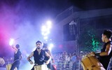 Màn múa lửa trong đêm 30/6 khiến khán giả Lễ hội carnival đường phố– DIFF 2019 vô cùng thích thú