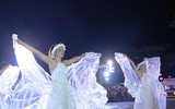 Màn múa lửa trong đêm 30/6 khiến khán giả Lễ hội carnival đường phố– DIFF 2019 vô cùng thích thú