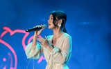 Khán giả vỡ oà với màn biểu diễn piano bay trong đêm Love Songs Party