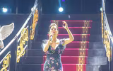 Khán giả vỡ oà với màn biểu diễn piano bay trong đêm Love Songs Party