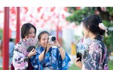 Khán giả vỡ oà với màn biểu diễn piano bay trong đêm Love Songs Party