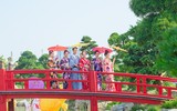 Bích Phương bất ngờ song ca hit 