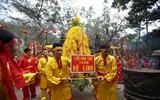 Lễ hội đền Gióng diễn ra văn minh,  không còn cảnh tranh cướp lễ vật