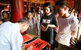 Văn Miếu - Quốc Tử Giám những ngày sĩ tử cầu may