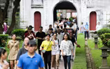Văn Miếu - Quốc Tử Giám những ngày sĩ tử cầu may