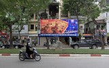 Hà Nội rợp sắc đỏ mừng ngày thống nhất đất nước