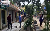 Cận cảnh các sân chơi trẻ em bị người lớn 
