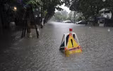 Hà Nội tiếp tục ngập nặng sau mưa lớn liên tục