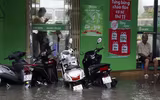 Hà Nội tiếp tục ngập nặng sau mưa lớn liên tục