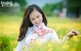 Ngắm nữ sinh dân tộc Thái dịu dàng trong tà áo dài truyền thống