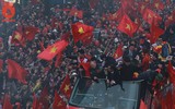Biển người chào đón những người hùng U23 Việt Nam ở Hà Nội