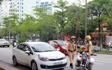 CSGT Hà Nội lập biên bản xử lý nghiêm các phương tiện vi phạm