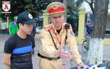 CSGT Hà Nội lập biên bản xử lý nghiêm các phương tiện vi phạm