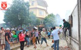 Cận cảnh hiện trường vụ cháy chợ Quang, xã Thanh Liệt, huyện Thanh Trì