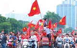 Mỹ Đình rực đỏ chào đón đoàn thể thao Việt Nam