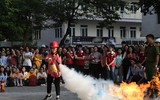 Thầy trò trường Đại học Ngoại thương hào hứng khi tham gia tập huấn PCCC