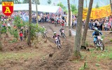 Cận cảnh những tay đua mô tô tranh tài ở Hà Giang