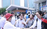 Những nụ cười ngày thi