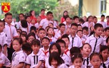 Học sinh Hà Nội thích thú khi được thực hành kiến thức an toàn giao thông