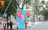 Hà Nội đỏ rực cờ hoa mừng Đảng mừng Xuân Canh Tý