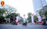 Hà Nội đỏ rực cờ hoa mừng Đảng mừng Xuân Canh Tý