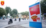 Hà Nội đỏ rực cờ hoa mừng Đảng mừng Xuân Canh Tý