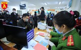 Lan tỏa tinh thần tặng khẩu trang vì cộng đồng trong lực lượng Công an