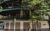 Hình ảnh khác lạ trên những tuyến phố vốn sầm uất nhất của Hà Nội