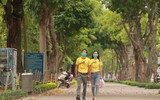 Hà Nội trong ngày đầu thực hiện cách ly toàn xã hội phòng chống dịch Covid-19