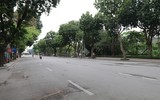 Hà Nội trong ngày đầu thực hiện cách ly toàn xã hội phòng chống dịch Covid-19