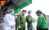 Công an Hà Nội tăng cường kiểm soát người ra đường, thực hiện nghiêm cách ly xã hội phòng ngừa Covid-19