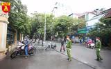 Công an Hà Nội tăng cường kiểm soát người ra đường, thực hiện nghiêm cách ly xã hội phòng ngừa Covid-19