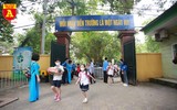 Học sinh Hà Nội háo hức đi học sau những ngày nghỉ dài