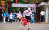 Học sinh Hà Nội háo hức đi học sau những ngày nghỉ dài