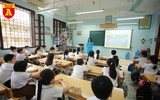 Học sinh Hà Nội háo hức đi học sau những ngày nghỉ dài