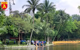 Thăm khu di tích nhà sàn Bác Hồ ở Hà Nội